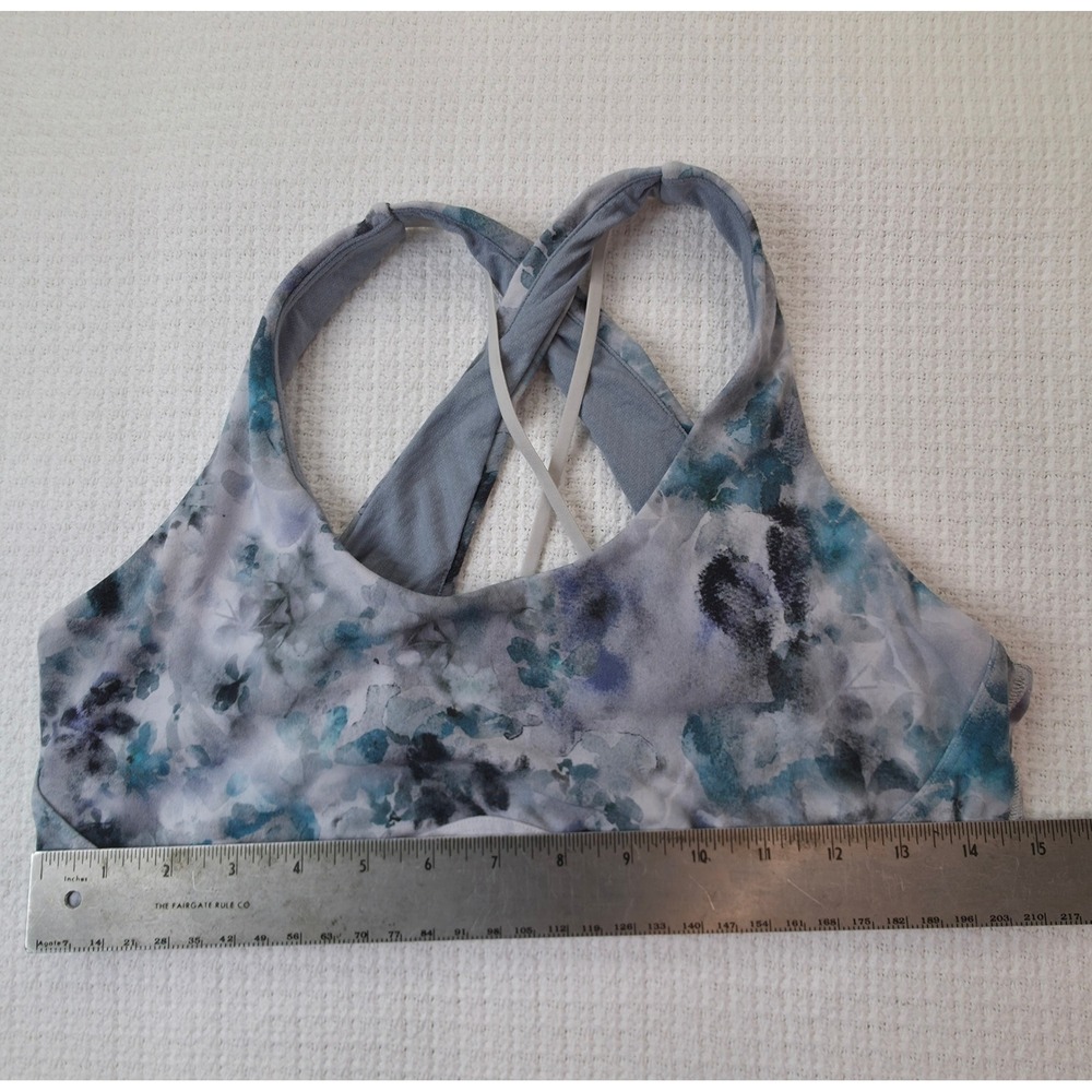 Lululemon Free To Be Wild Bra Womens Blue Floral Strappy Back Yoga No tag - Picture 3 of 7